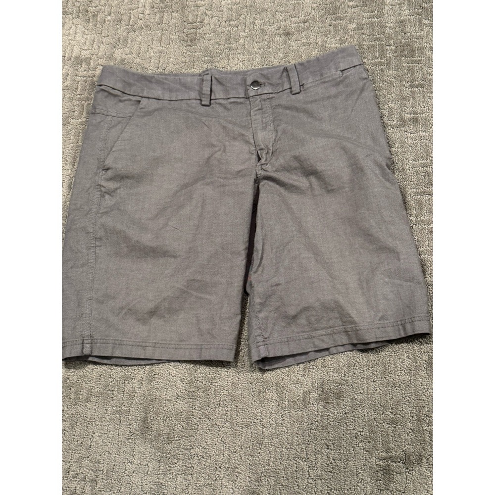 Lululemon Size 38 Gray‎ Shorts (W)